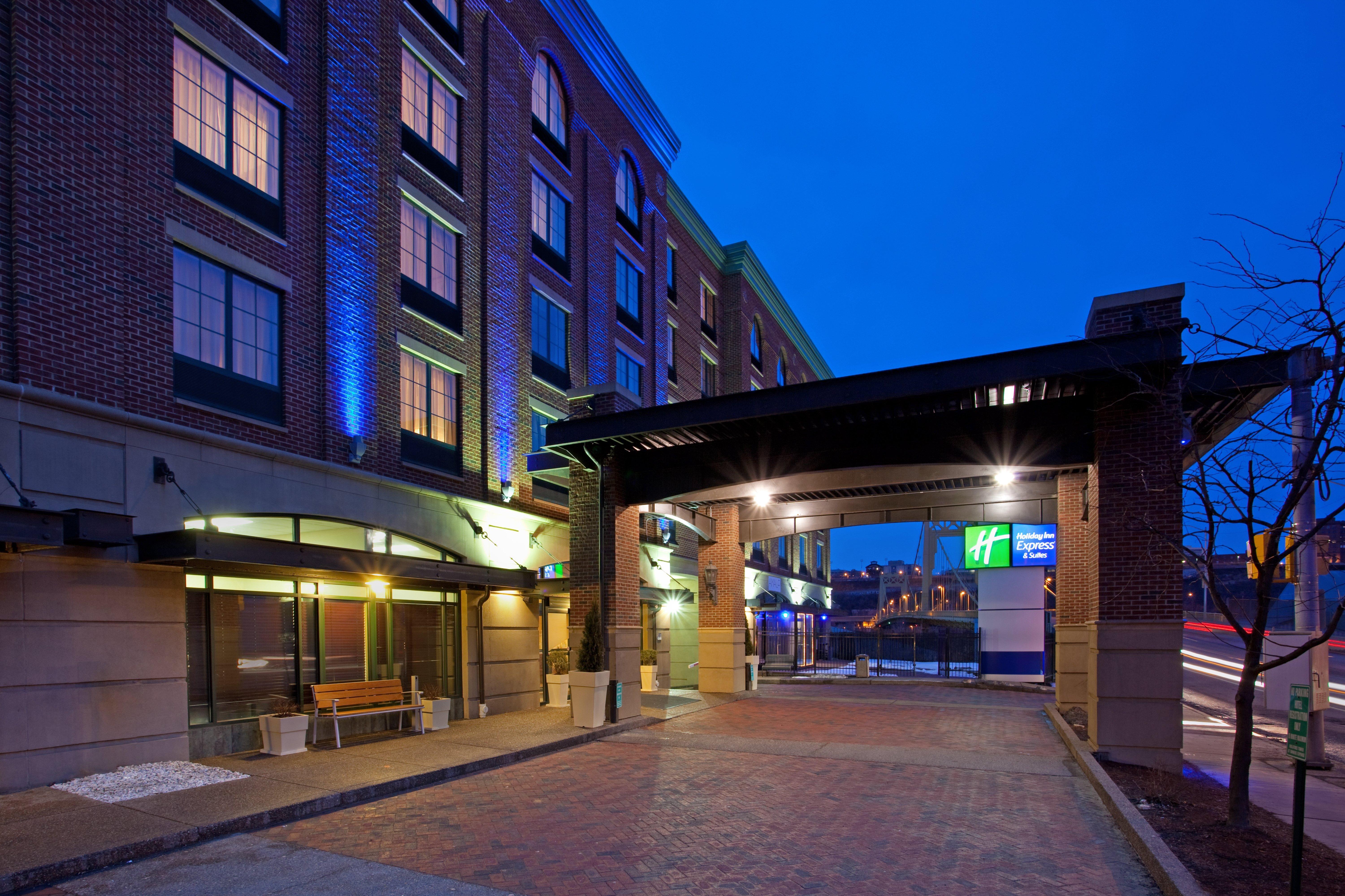 Holiday Inn Express Hotel & Suites Pittsburgh-South Side By Ihg מראה חיצוני תמונה