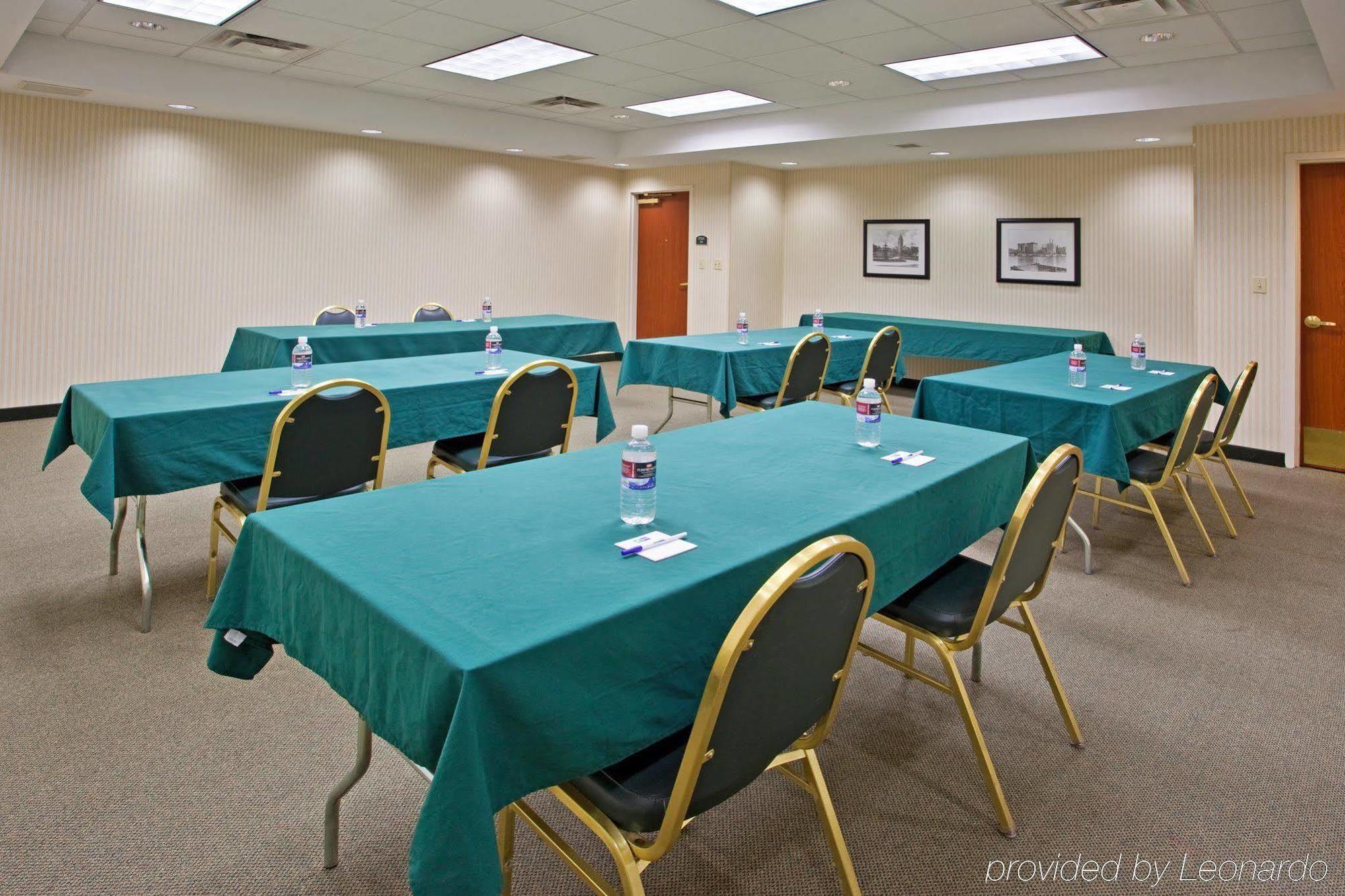 Holiday Inn Express Hotel & Suites Pittsburgh-South Side By Ihg מראה חיצוני תמונה
